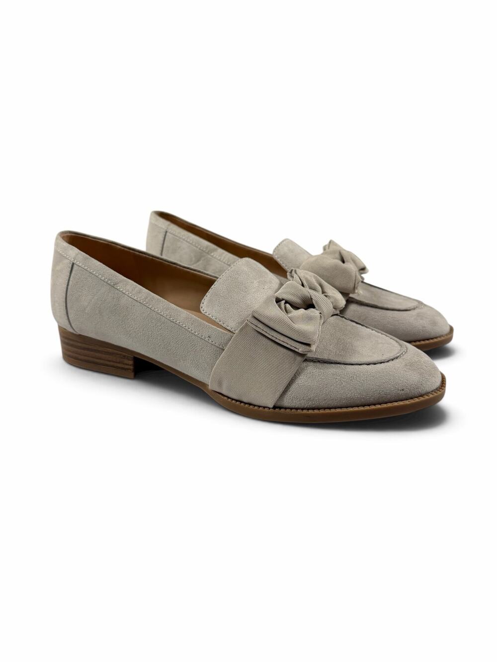 Bandolino Oidnil Bow Loafers Light Beige Suede Look Flats Shoes Size 8.5